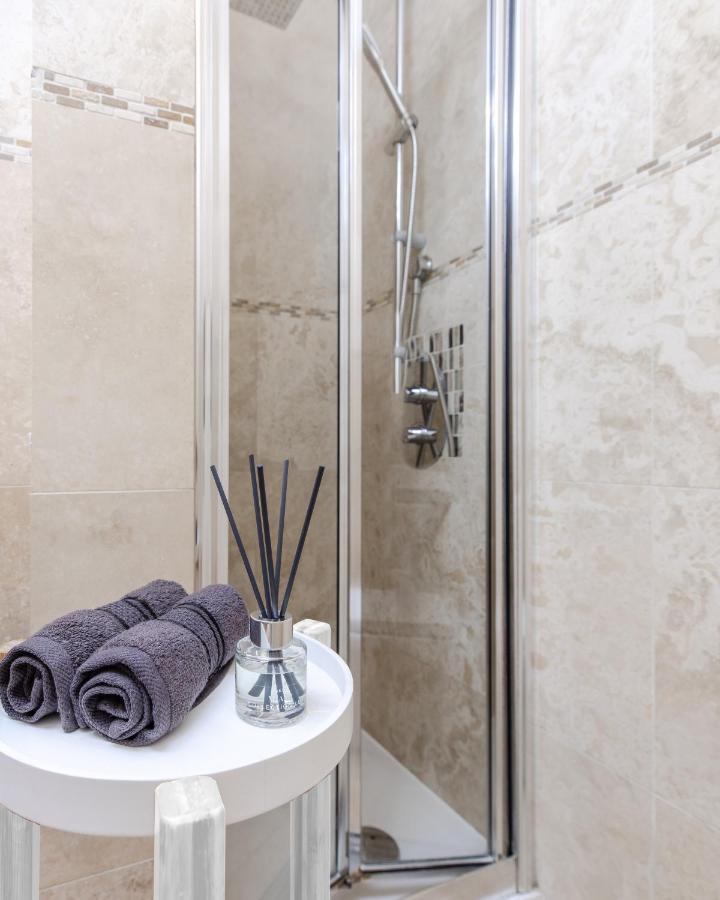 1St Class Covent Garden Residences For 1St Class Guests Londra Esterno foto